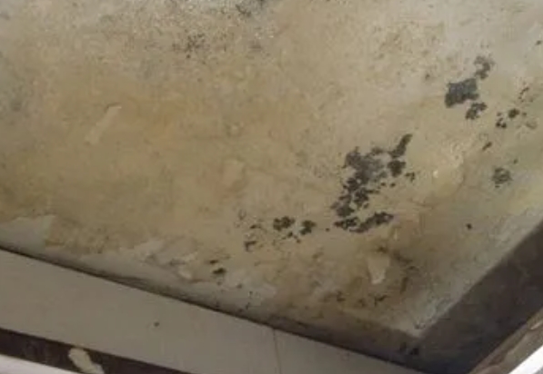 麻城阳台漏水维修公司分享下麻城卫生间渗水维修需要注意哪些问题。